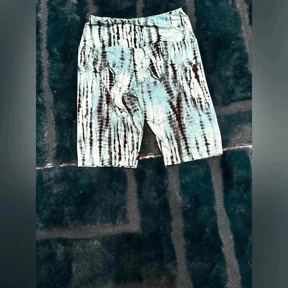 Hot Kiss Pants - HOT KISS CAPRIS MEDIUM